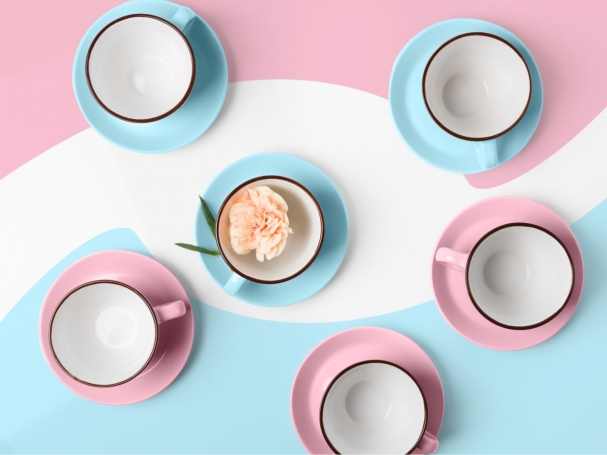 elegant-porcelain-blue-and-pink-cups-on-abstract-PRAGU4T3-min